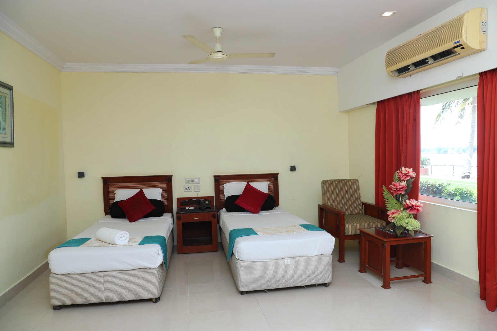 Riverfront Executive room at River Bay Resorts